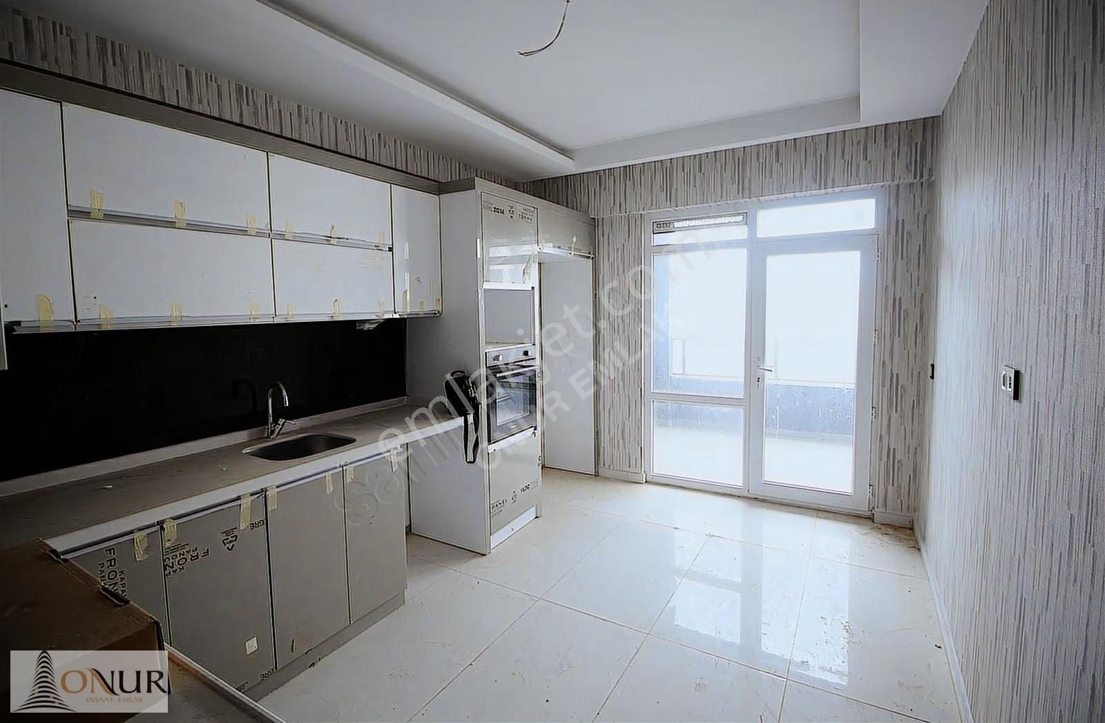 Onur Emlak Alpaslan Mah.site İçi Kapalı Otoparklı 4+1 Daire - Görsel 5