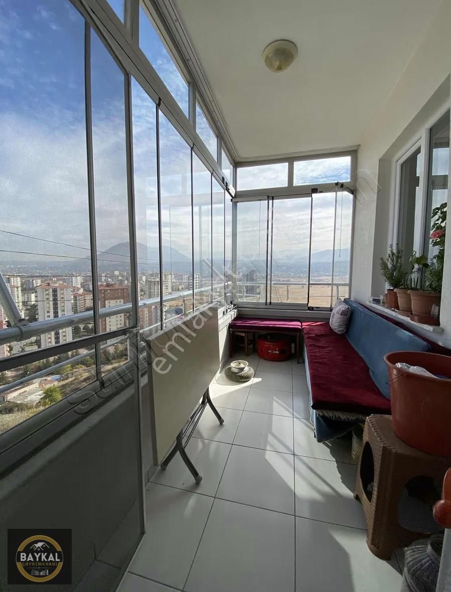 Esenyurtta Eşsiz Manzaralı Lüx Daire - Görsel 16