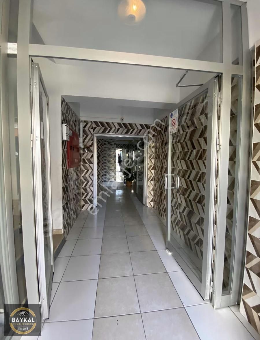 Esenyurtta Eşsiz Manzaralı Lüx Daire - Görsel 4