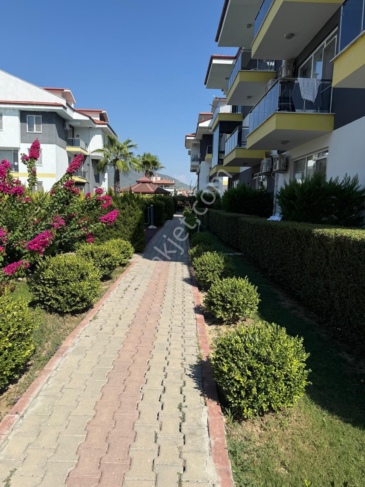 Piramit Papatya 1 Sitesinde, Klimalı, Eşyalı 2+1 Bahçe Katı Daire! - Görsel 32