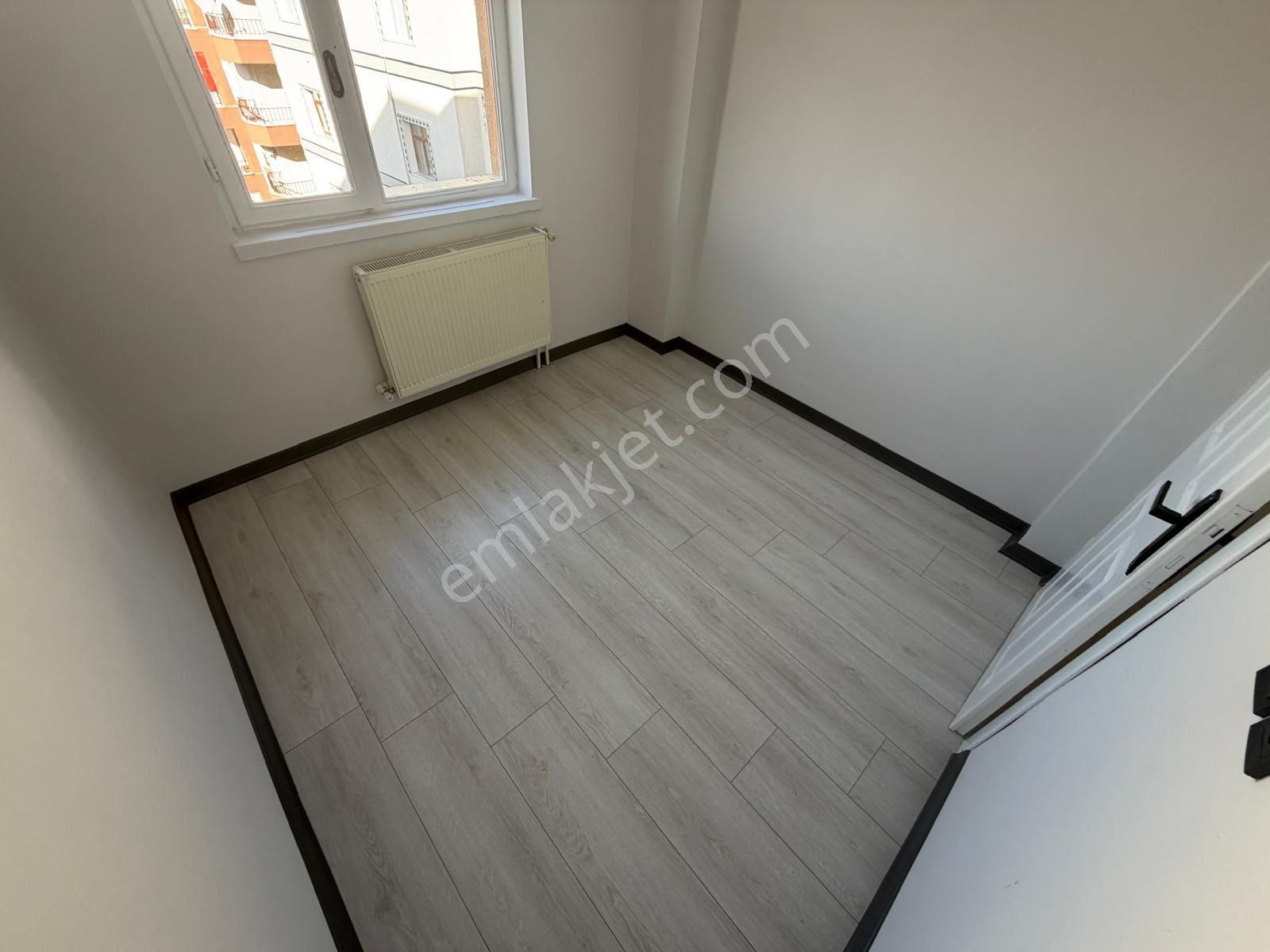 Bayram Gayrimenkul Pınarbaşı Mah 3+1 Ara Katta Asansörlü Full Yapılı Satılık Daire - Görsel 20
