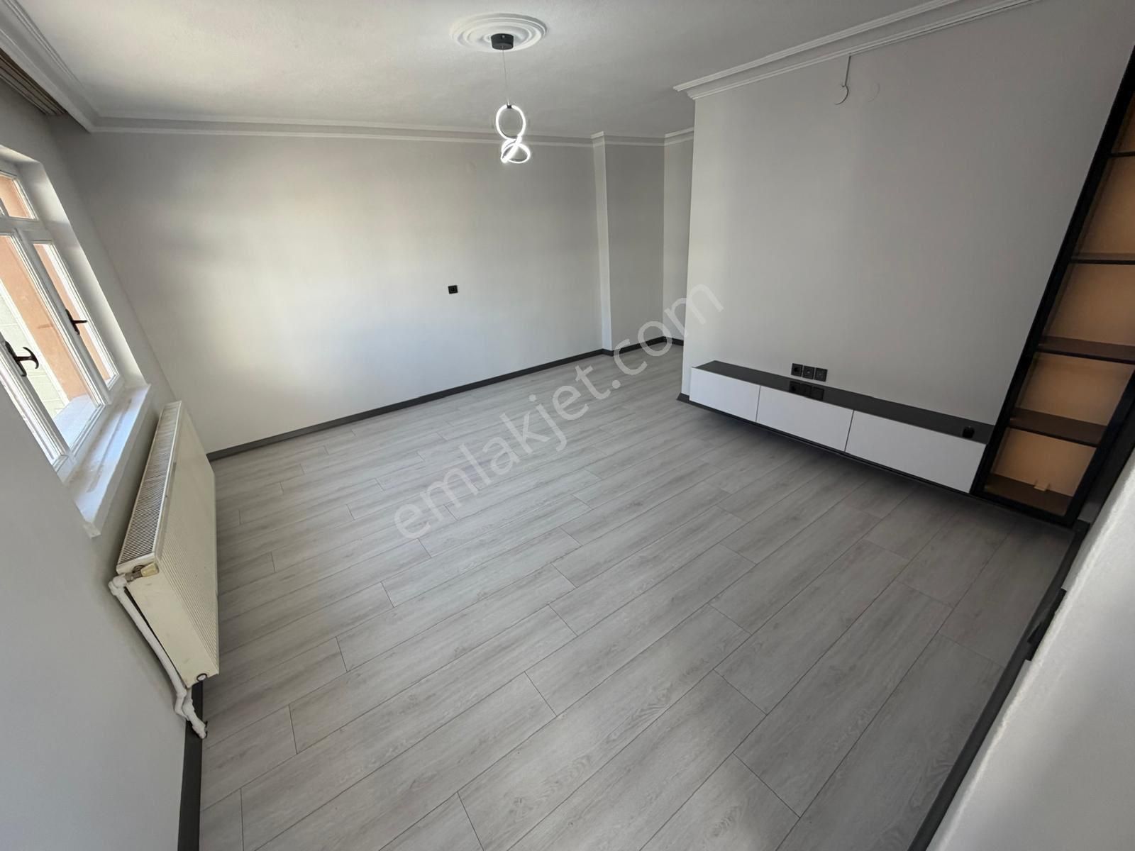Bayram Gayrimenkul Pınarbaşı Mah 3+1 Ara Katta Asansörlü Full Yapılı Satılık Daire - Görsel 8