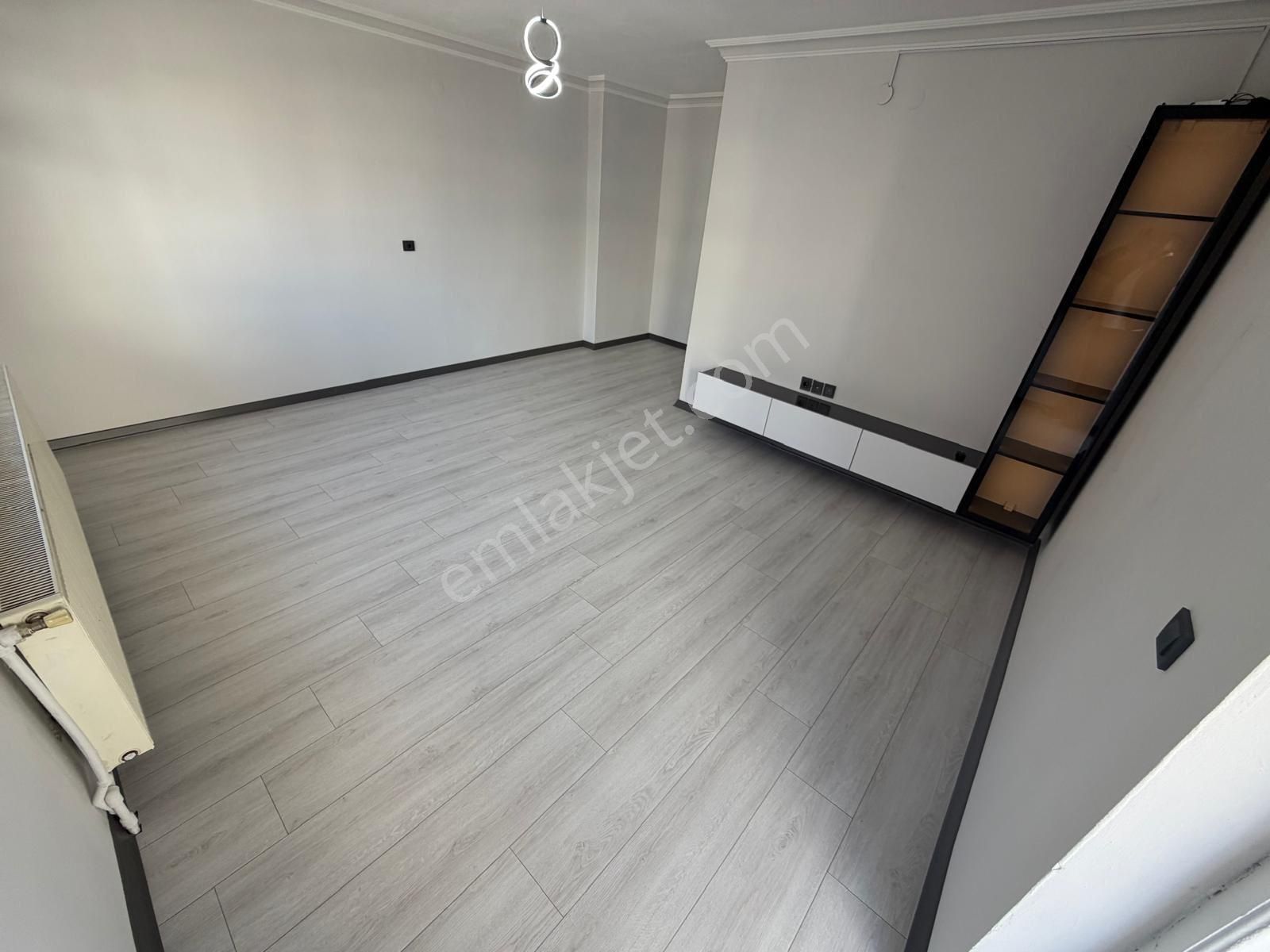 Bayram Gayrimenkul Pınarbaşı Mah 3+1 Ara Katta Asansörlü Full Yapılı Satılık Daire - Görsel 12