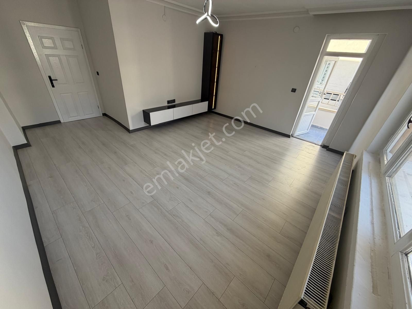 Bayram Gayrimenkul Pınarbaşı Mah 3+1 Ara Katta Asansörlü Full Yapılı Satılık Daire - Görsel 11