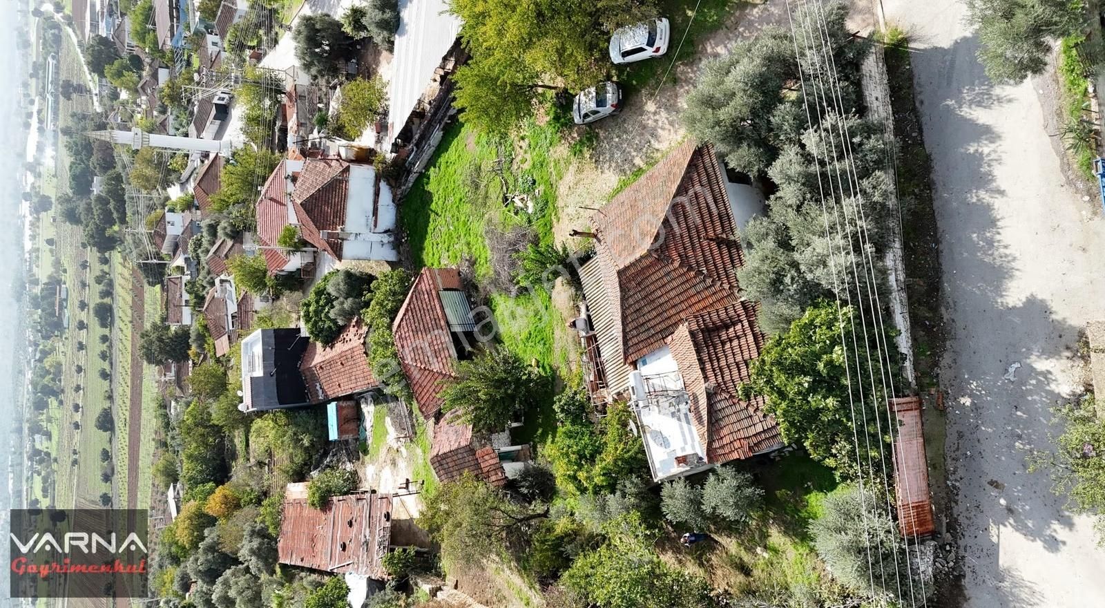 Menderes Çakaltepe Satılık Tek Müstakil Tapu 680 M2 Bahçeli Ev - Görsel 2