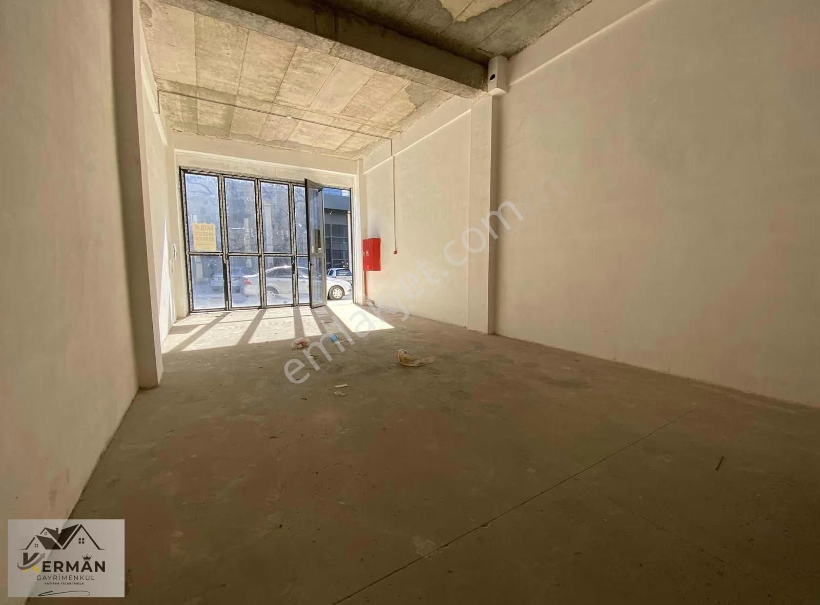 Kerman'dan Sincan Sehaş Arenada Çift Katlı 160 M2 Satılık Dükkan - Görsel 8