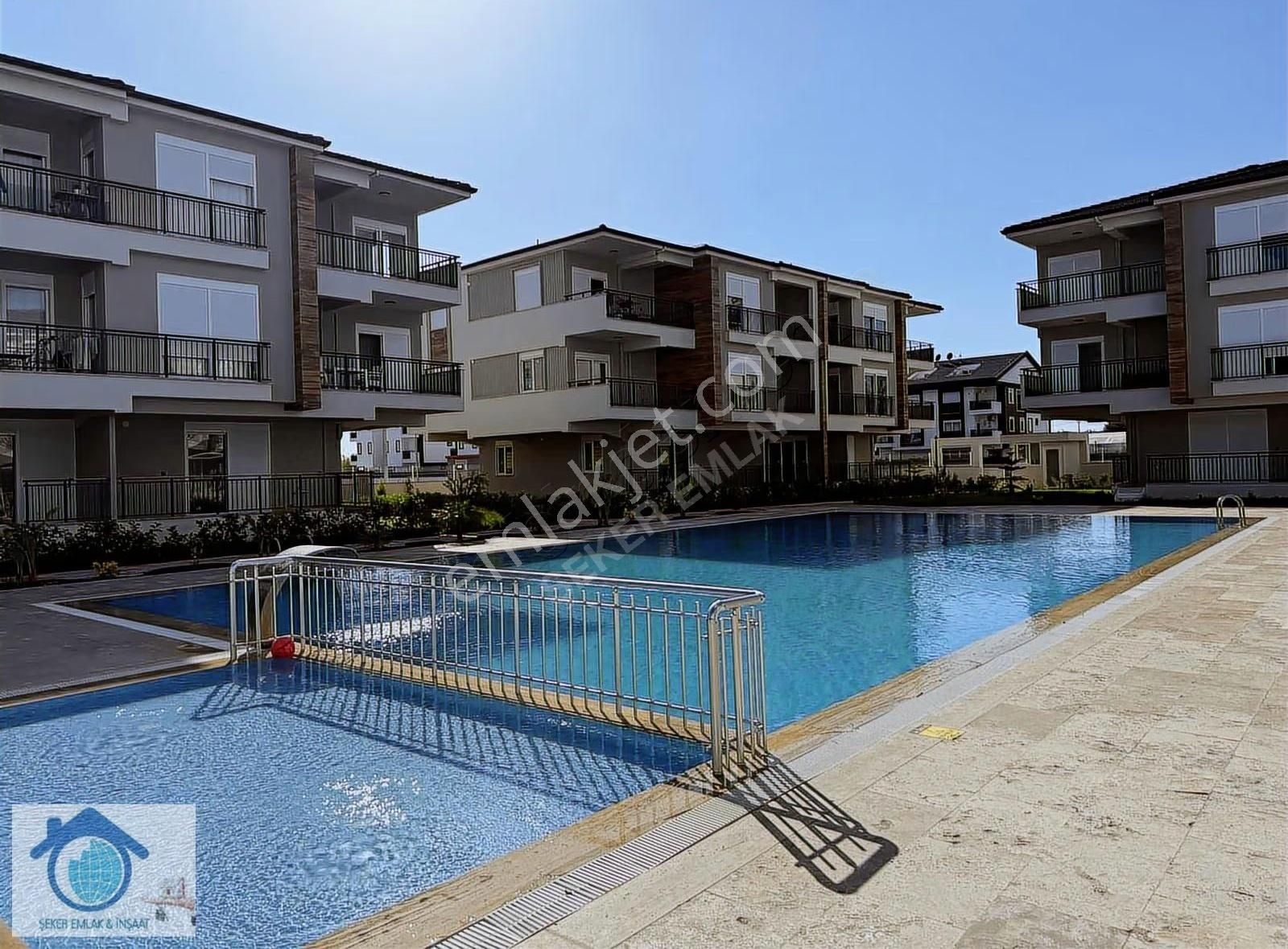 Evrenseki Mah Satılık Havuzlu Daire Geniş Kuşlanışlı - Görsel 16
