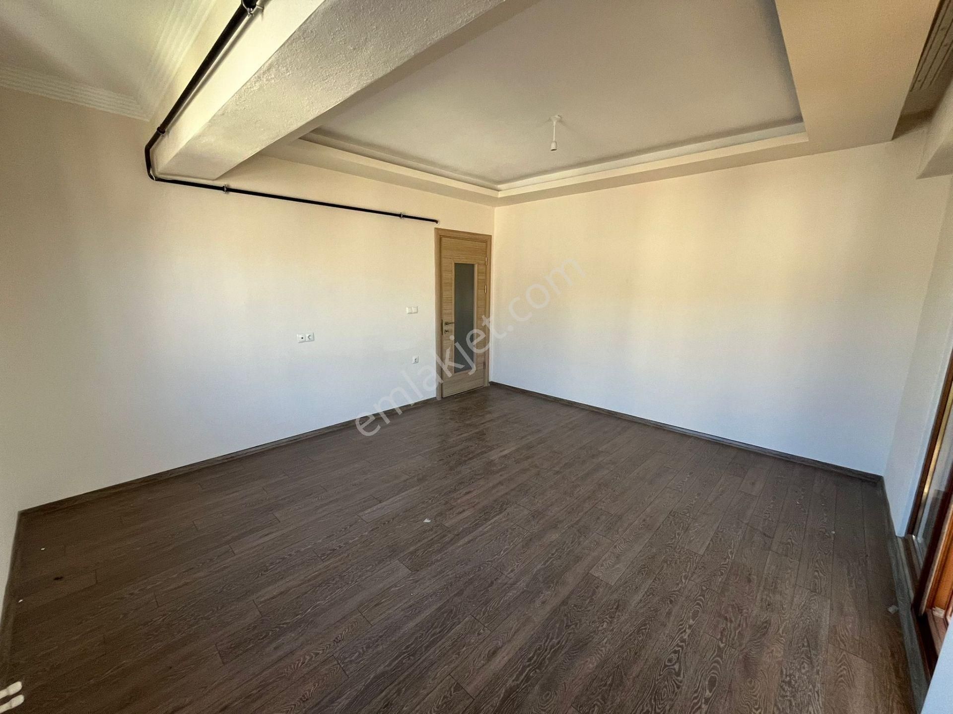 Karasu Narlife Sitesinde Havuz Cepheli 2+1 Kiralık Daire - Görsel 7
