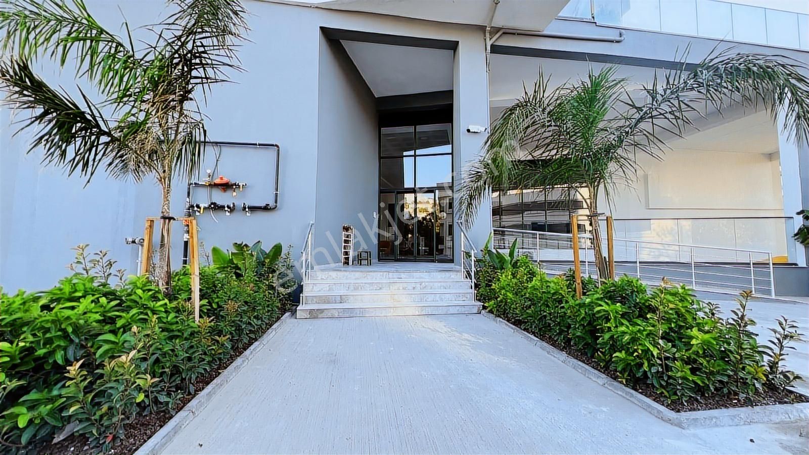 Çiğlide Satılık 1+1 Daire İnci Suitte Fırsat Daire - Görsel 2