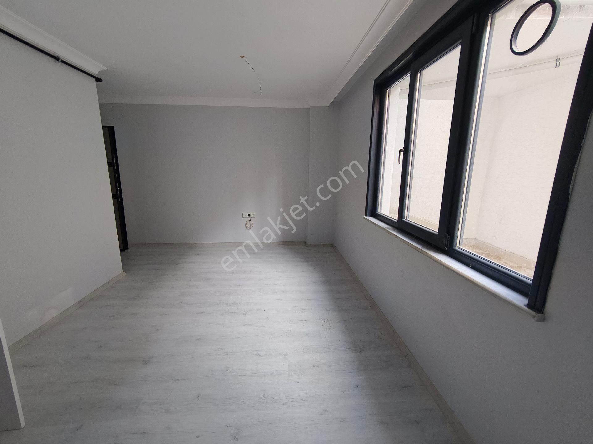 Güneyden Metroya 8 Dakika Yürüme 1+1.60 M2 B.katı Daire - Görsel 6