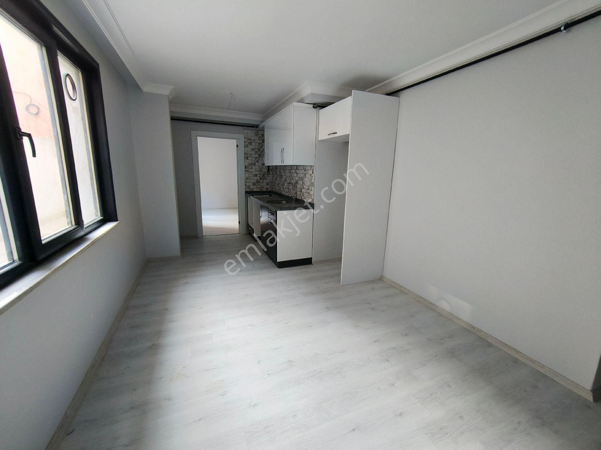 Güneyden Metroya 8 Dakika Yürüme 1+1.60 M2 B.katı Daire - Görsel 4