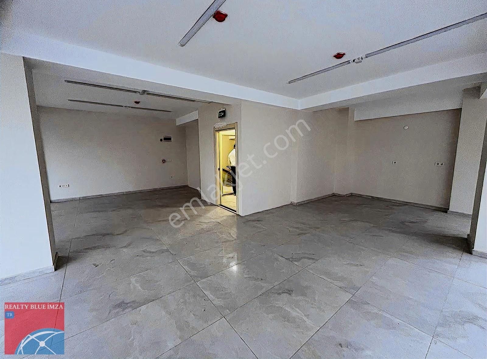 Zeytinburnu Seyitnizam 406m2 Kiralık Plaza - Görsel 3