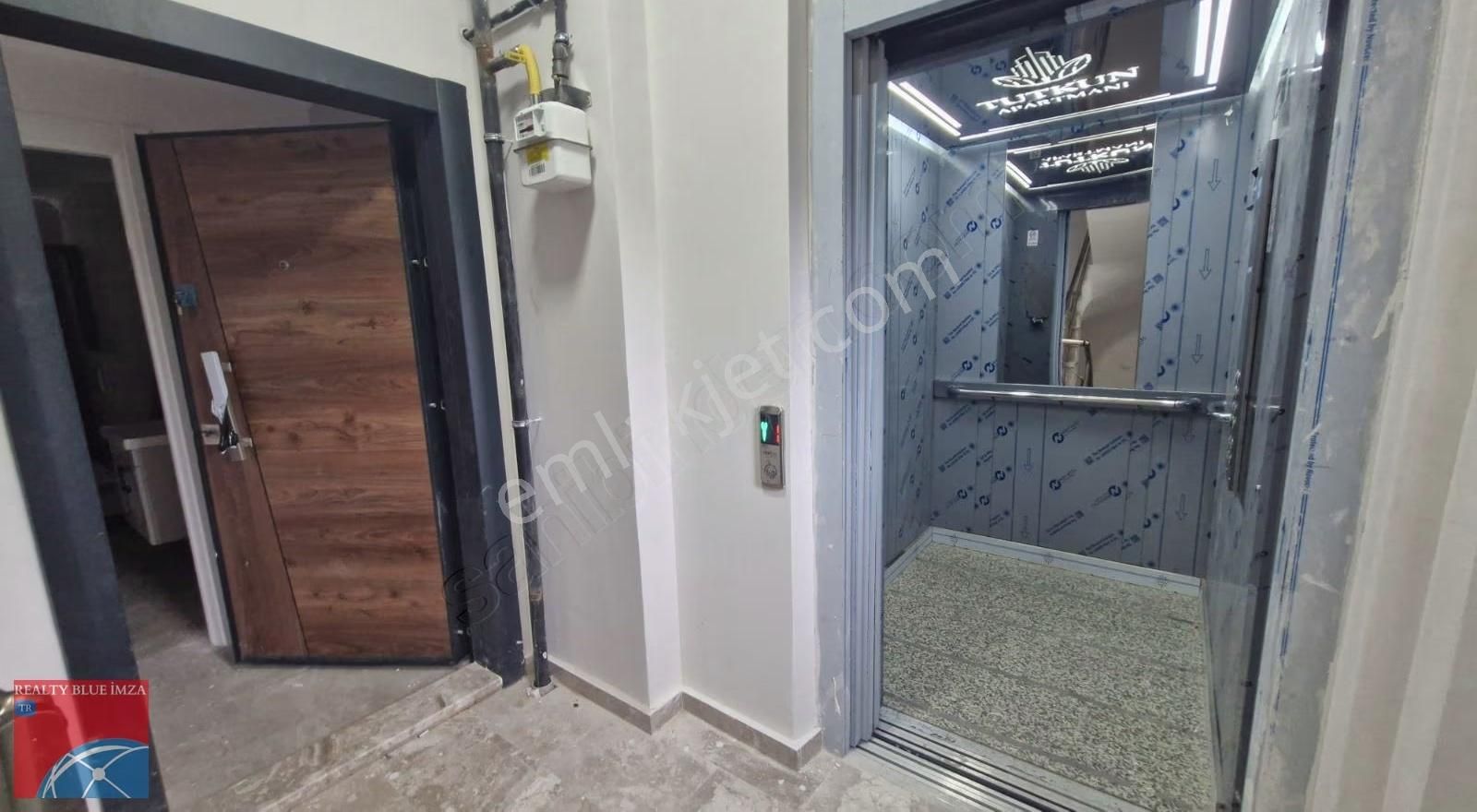 Ümraniye Parseller Mah Metro Sokağı 3+1 150 Ters Dubleks Sıfır