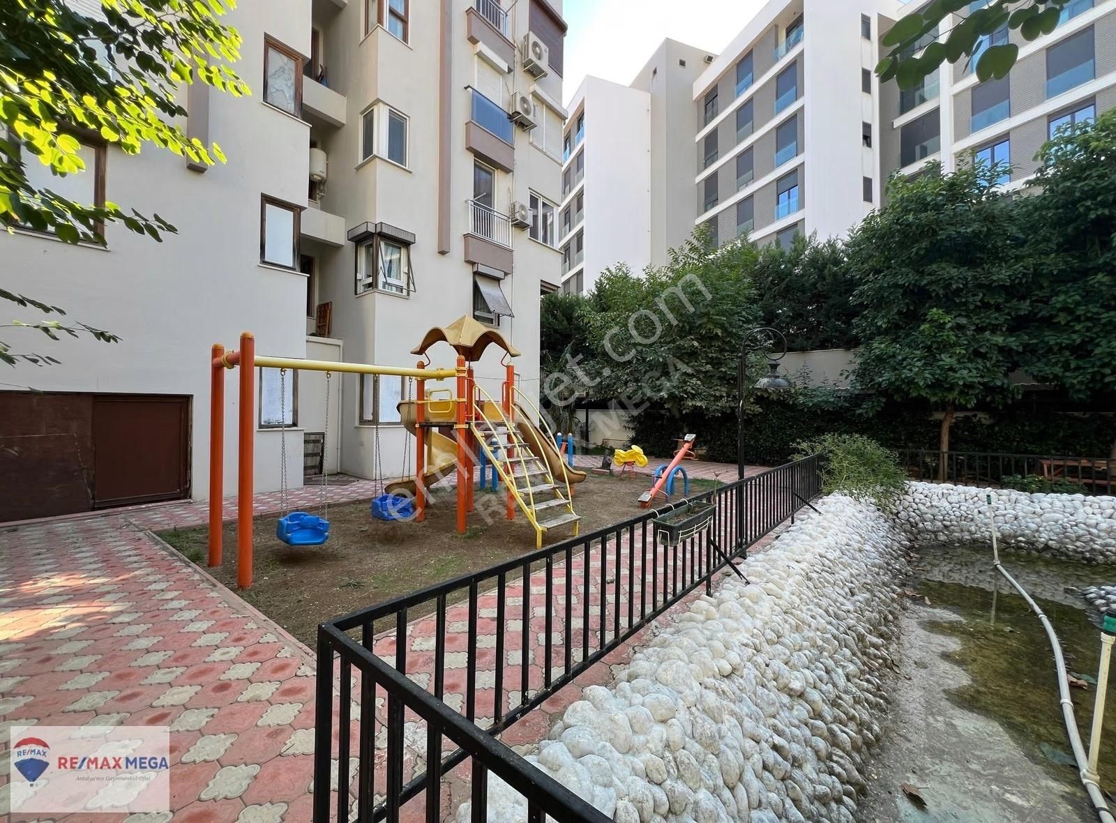 Liman Mahallesi'nde Panoramik Deniz Manzaralı 1+1 Eşyalı Kiralık - Görsel 3