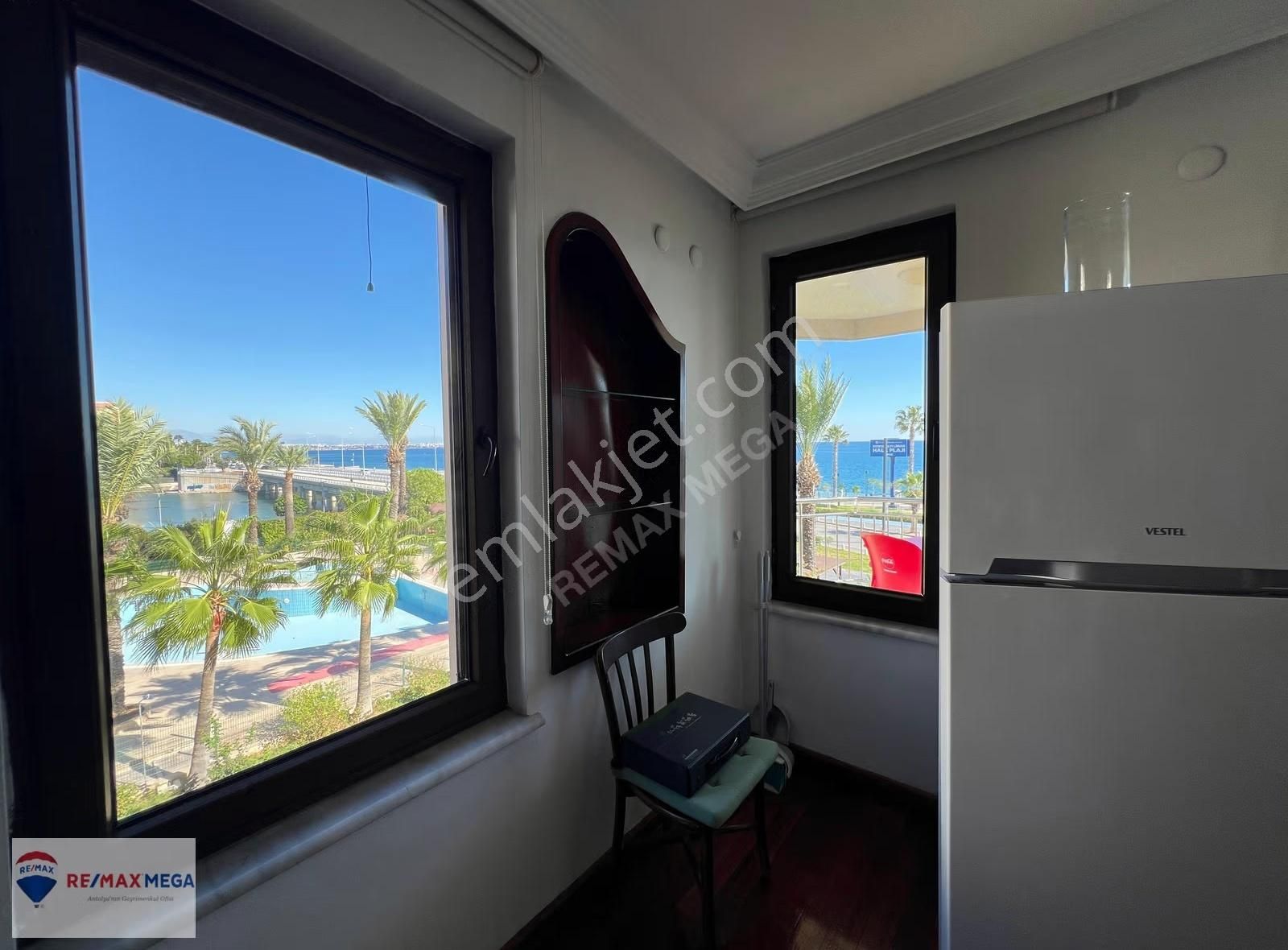 Liman Mahallesi'nde Panoramik Deniz Manzaralı 1+1 Eşyalı Kiralık - Görsel 10
