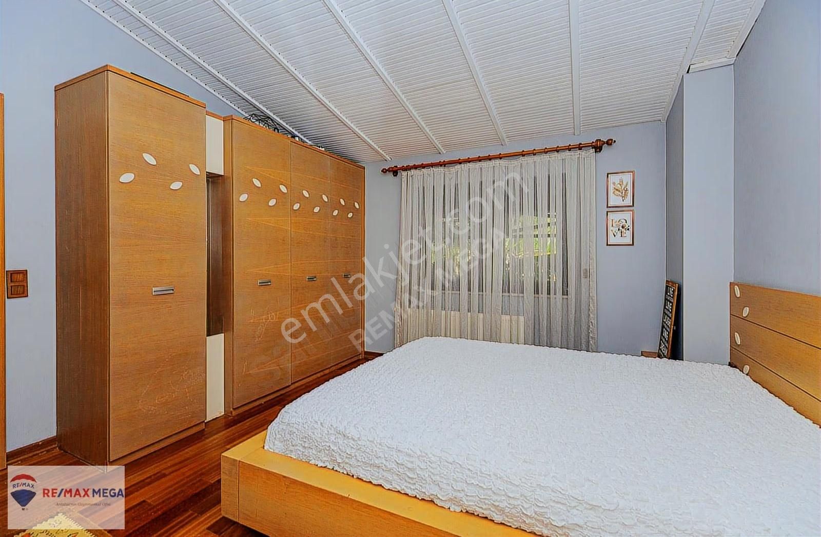 Duacı'da Duayen Konakları'nda Yüzme Havuzlu Tripleks 5+1 Villa - Görsel 12