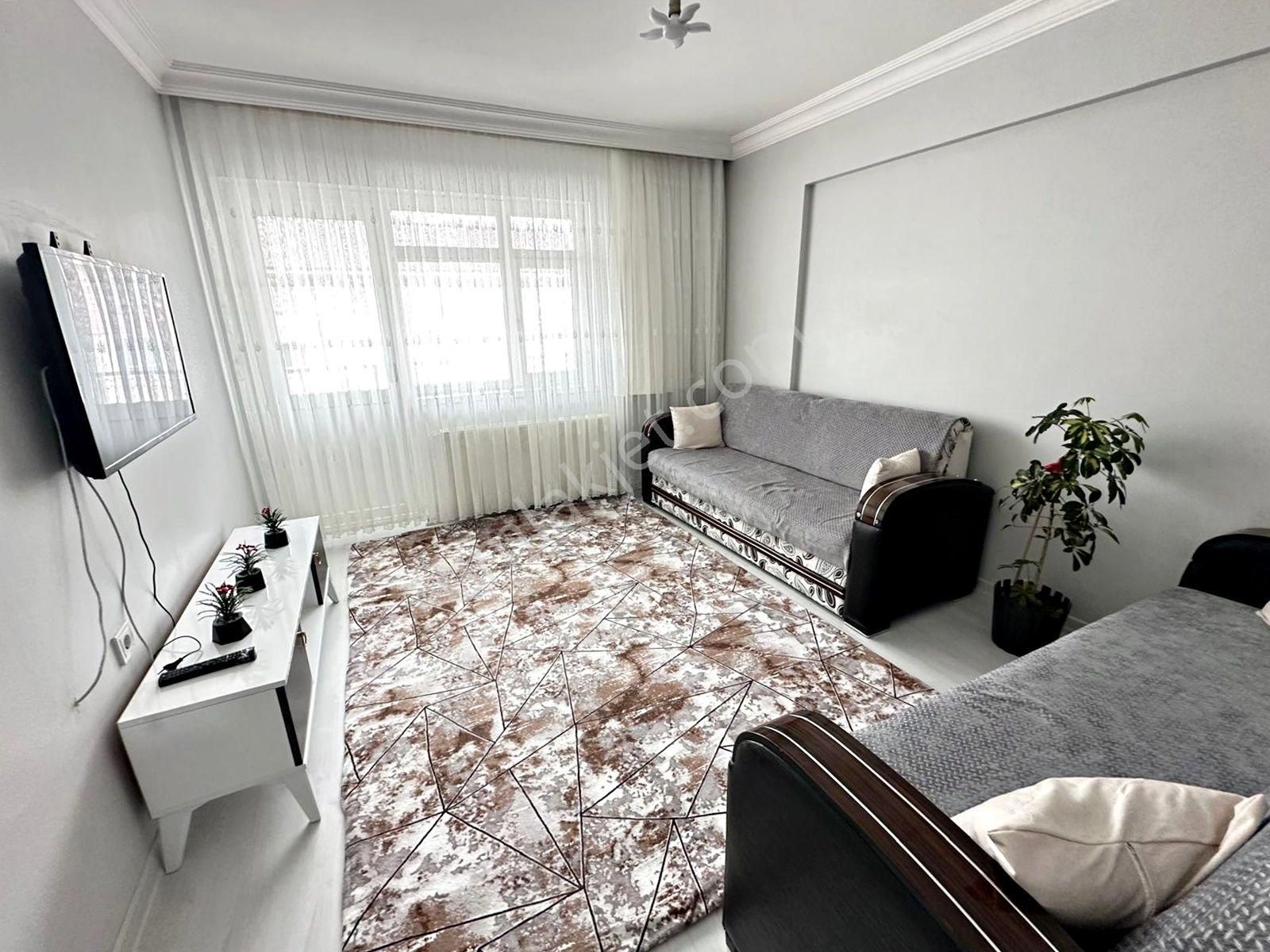 Beşikkaya'da Pazar Pazarına Yakın Geniş Kullanışlı 3+1 Katta Satılık Daire !! - Görsel 8