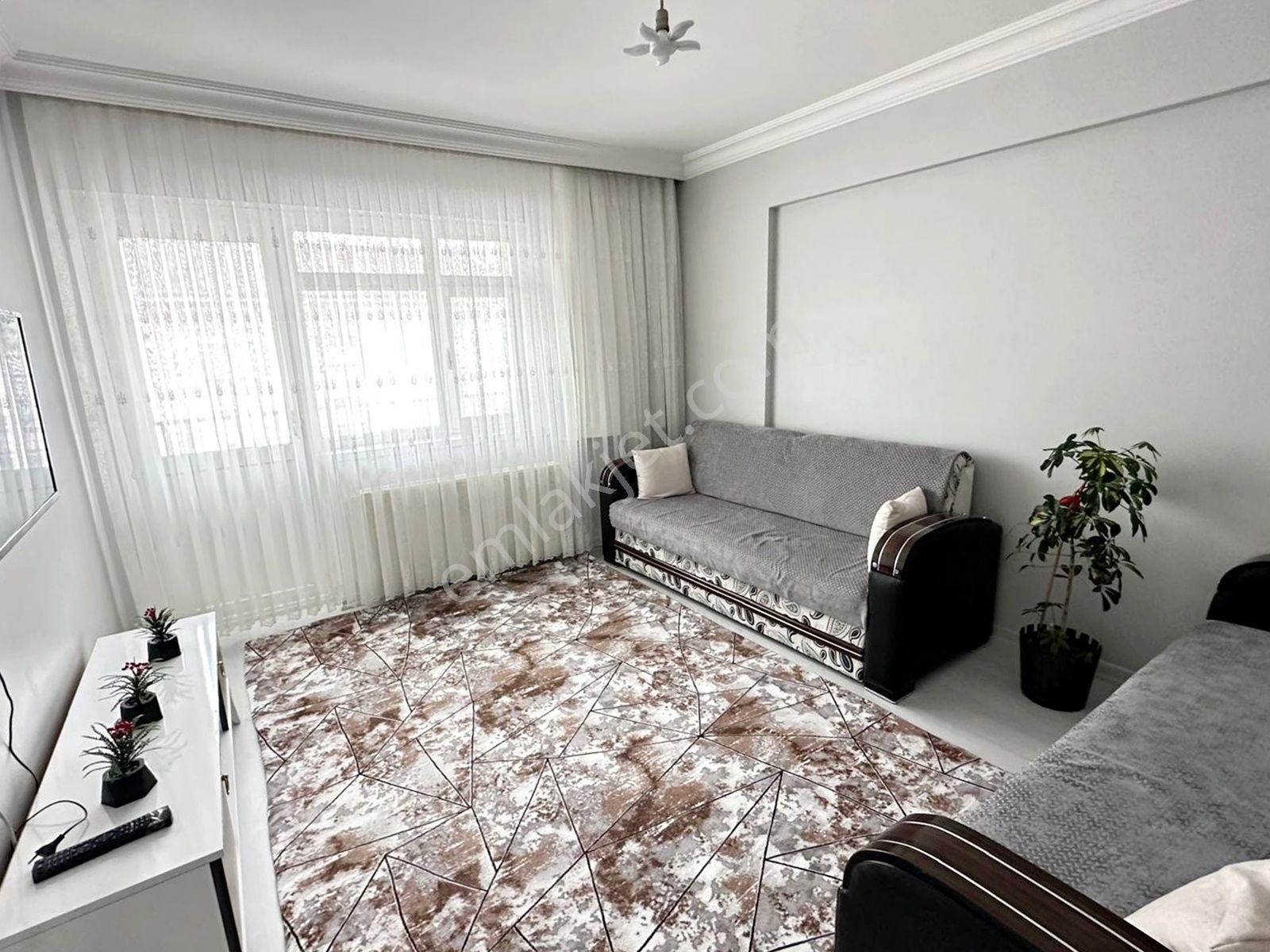 Beşikkaya'da Pazar Pazarına Yakın Geniş Kullanışlı 3+1 Katta Satılık Daire !! - Görsel 10