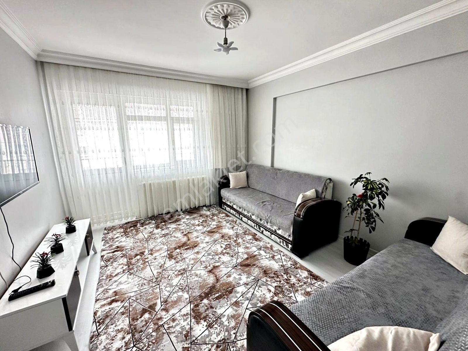 Beşikkaya'da Pazar Pazarına Yakın Geniş Kullanışlı 3+1 Katta Satılık Daire !! - Görsel 9