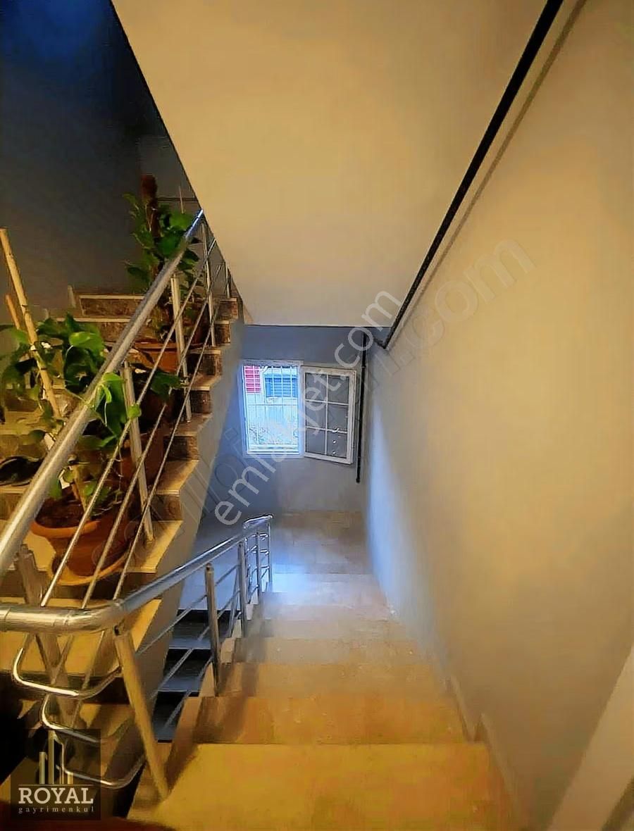 Satılık Ana Yol Üstü Bahçeli Villa - Görsel 16