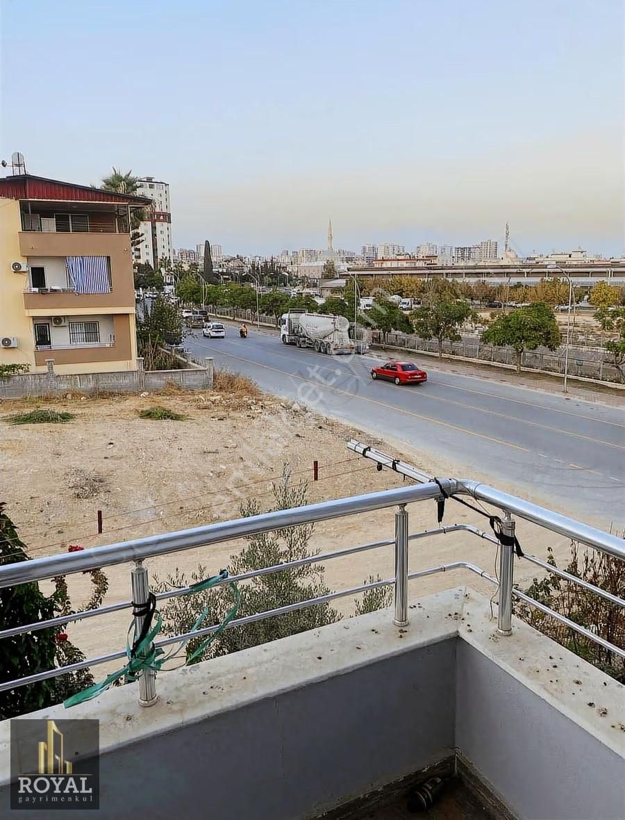 Satılık Ana Yol Üstü Bahçeli Villa - Görsel 12