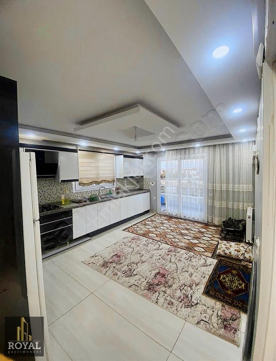 Satılık Ana Yol Üstü Bahçeli Villa - Görsel 5