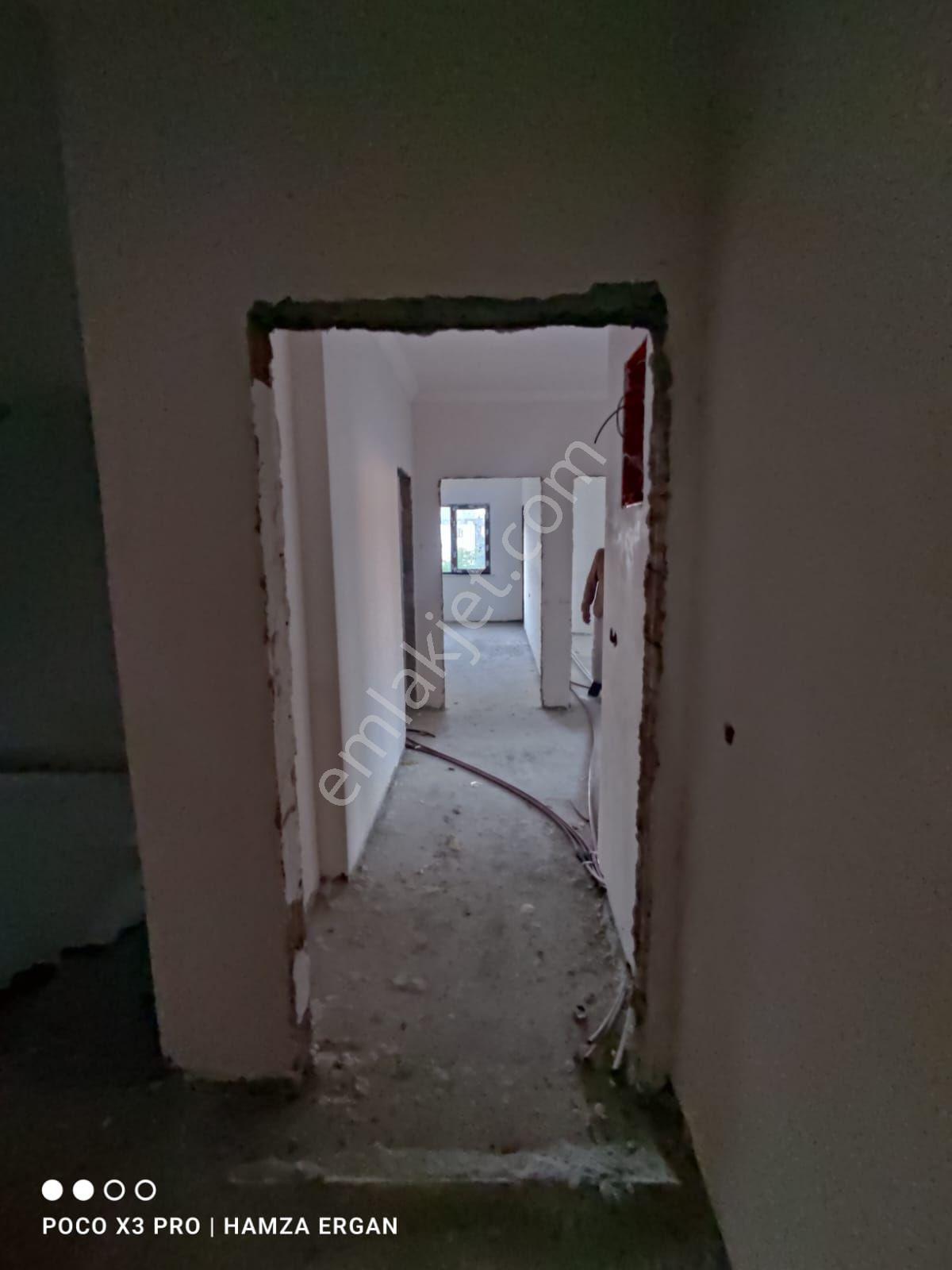 1.69 Krediyle Arnavutköy Taşoluk'ta Satılık 3+1 Ara Kat Daire