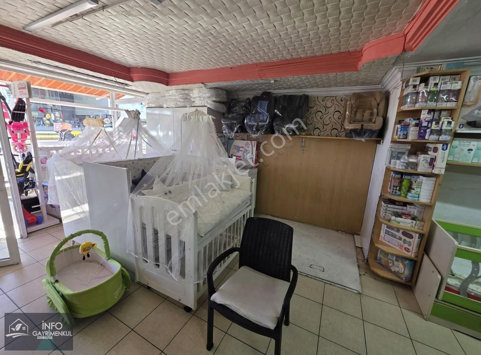 Info Gayrimenkul 34 Yıllık Devren Kiralık Bebek Mağazası - Görsel 8