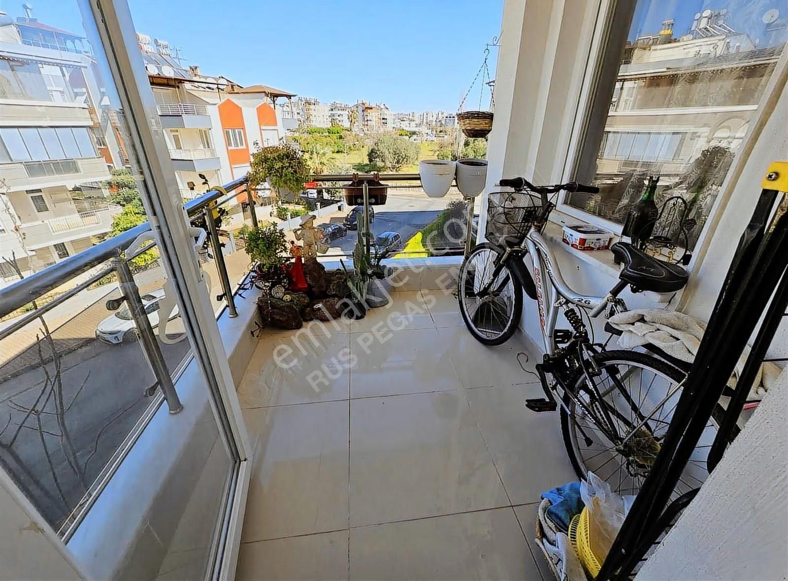 Arapsuyunda Doğalgazlı,asansörlü,terasli 3+1 Satılık Dubleks - Görsel 14