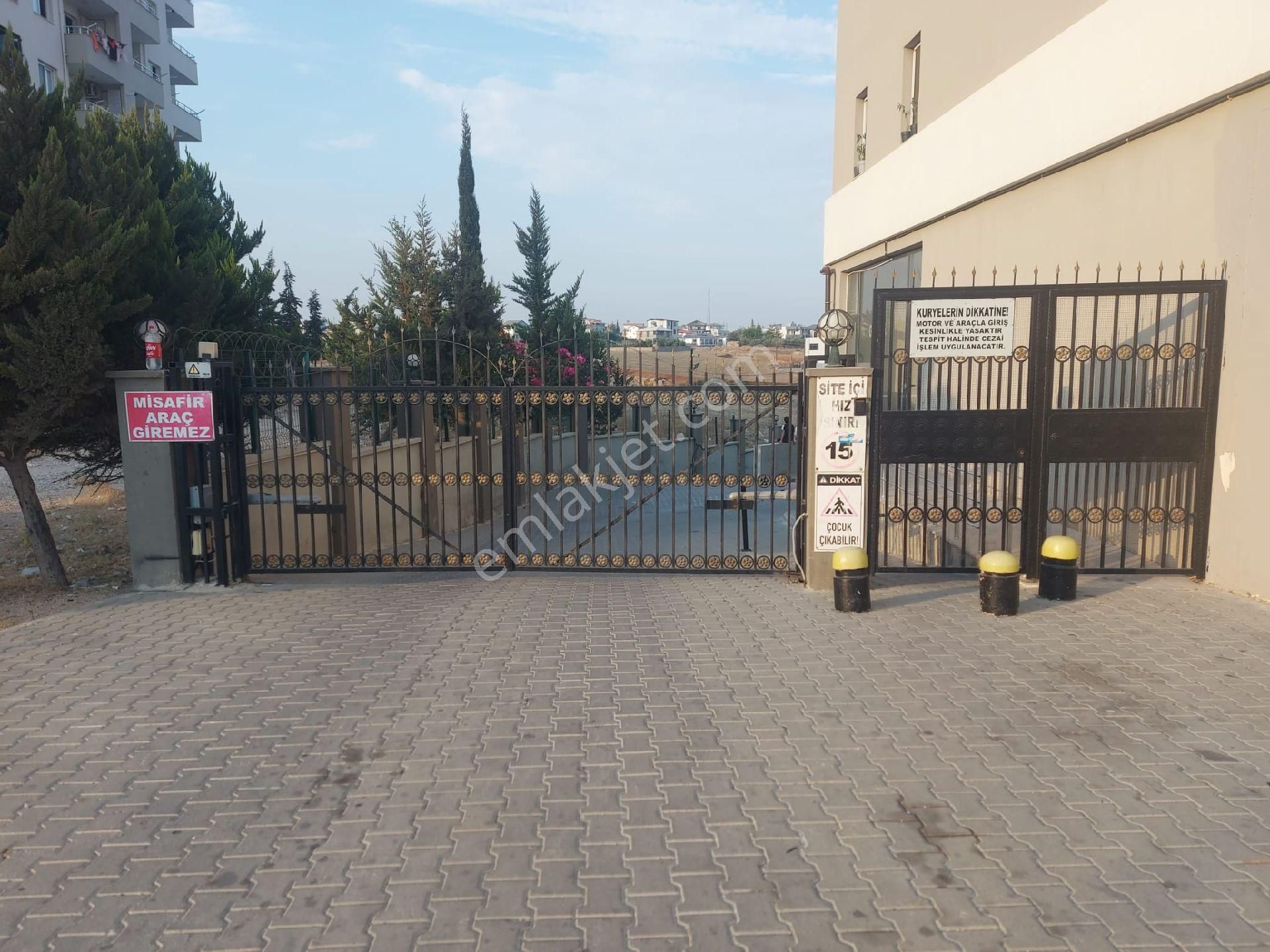 Demirhan Emlak'tan Mükemmel Konumda Satılık - Görsel 11