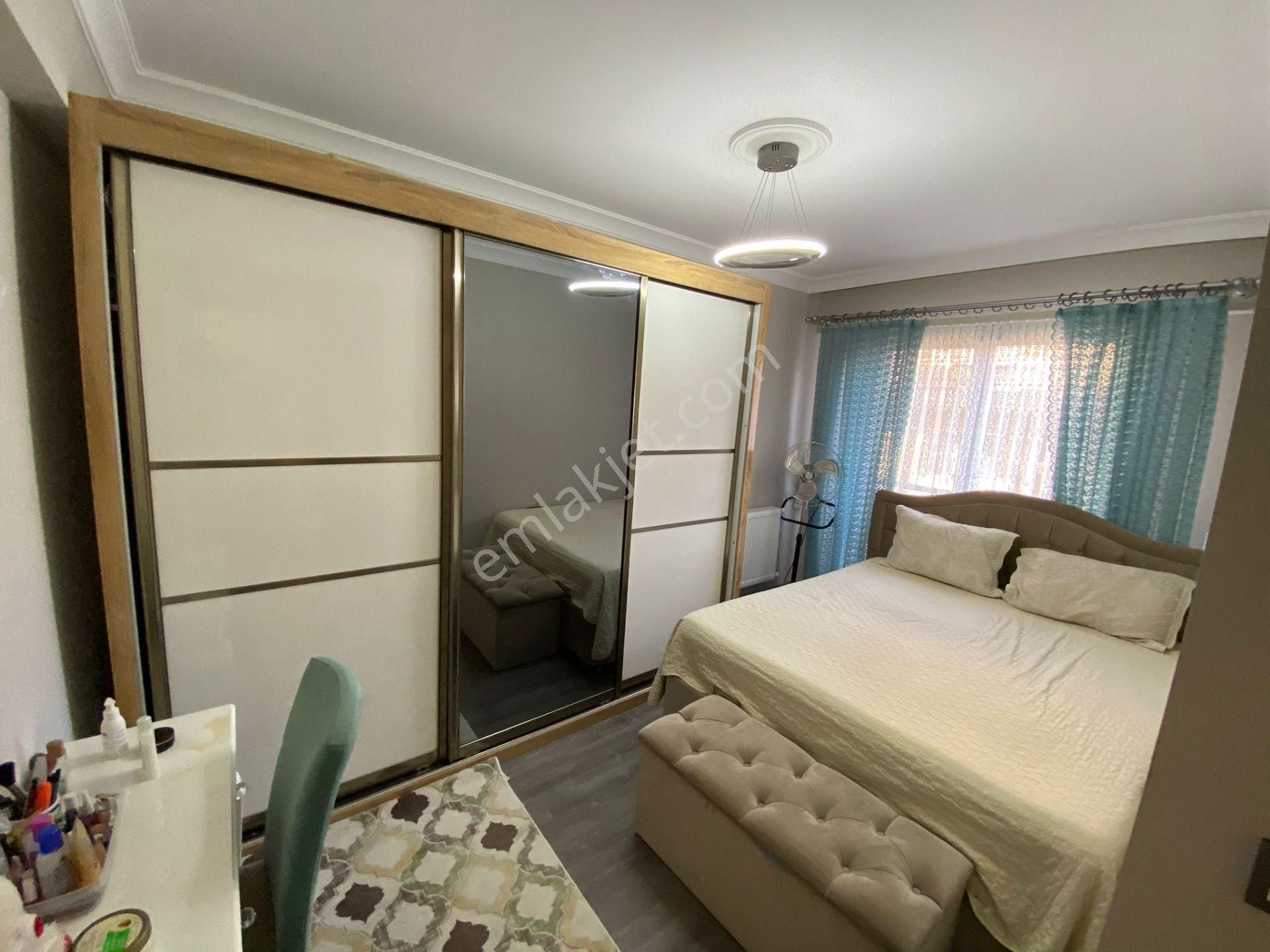 Buca Şirinyer'de Arakat 2+1 Satılık Lüks Daire - Görsel 27