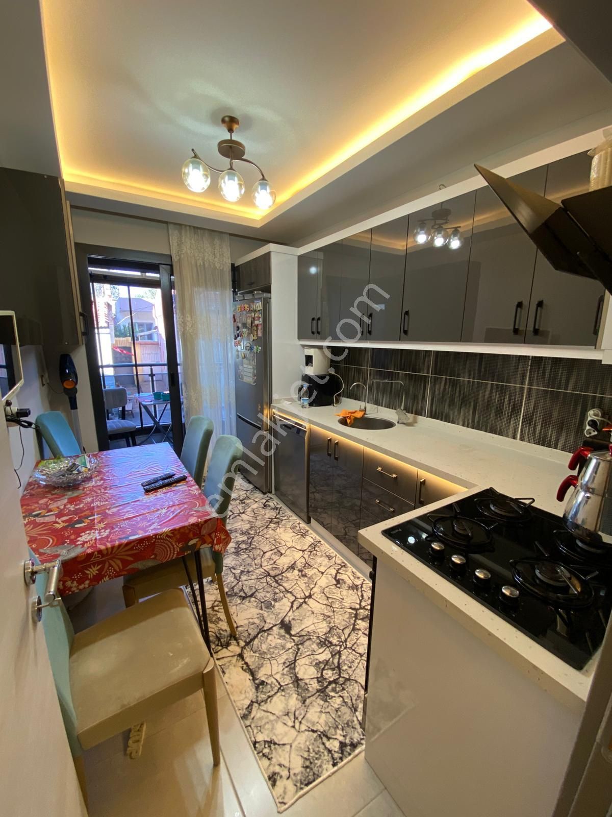 Buca Şirinyer'de Arakat 2+1 Satılık Lüks Daire - Görsel 34