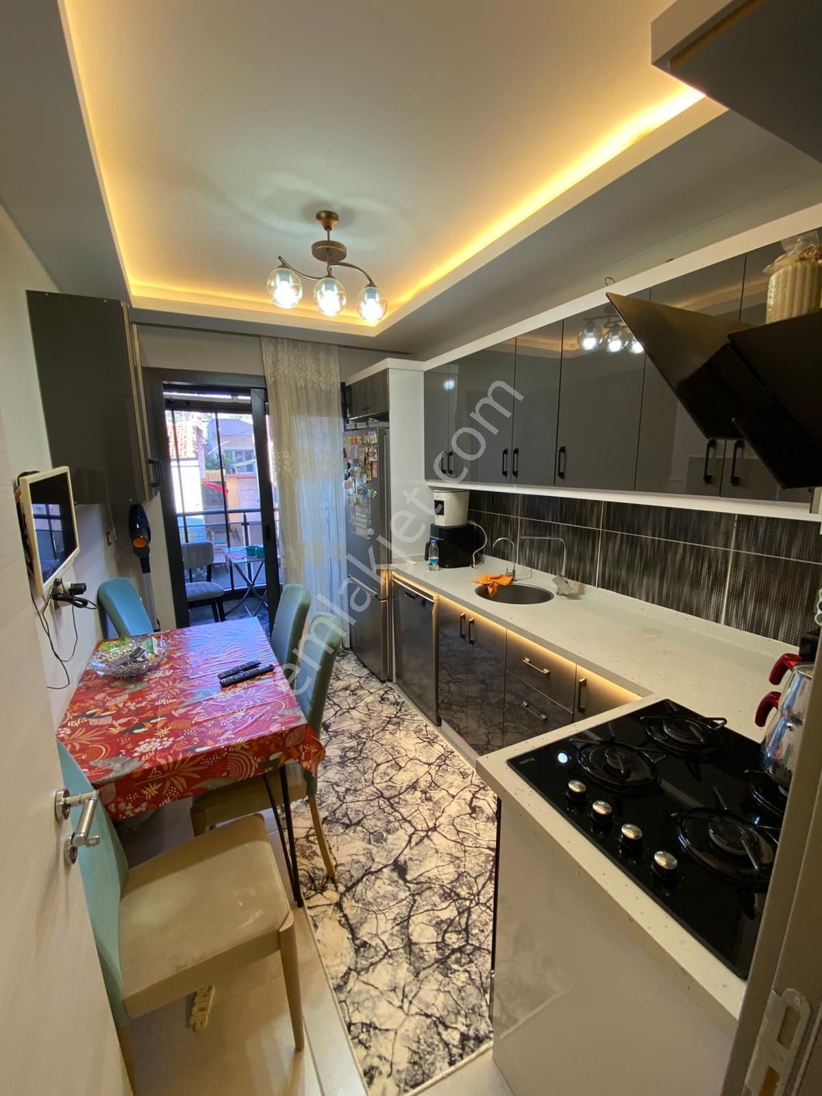 Buca Şirinyer'de Arakat 2+1 Satılık Lüks Daire - Görsel 32