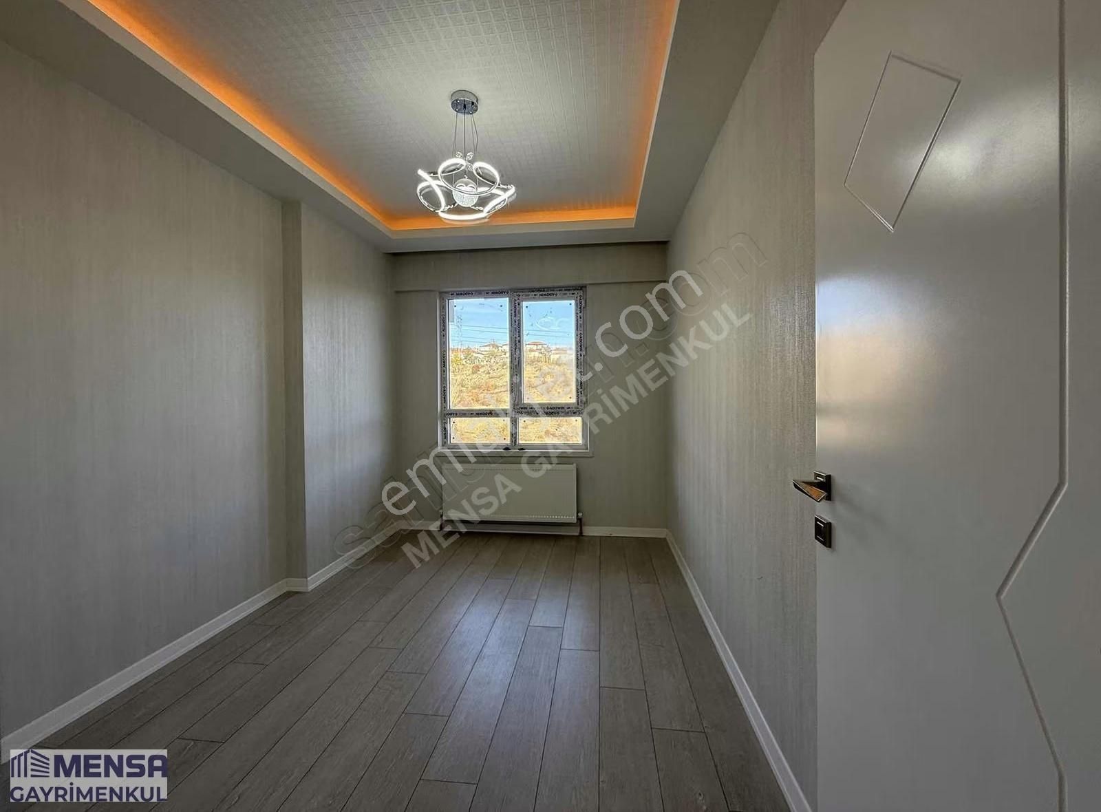 Mensa'dan Karakayada Emsalsiz Büyüklükte Ful Yapılı Satılık 2+1 - Görsel 13