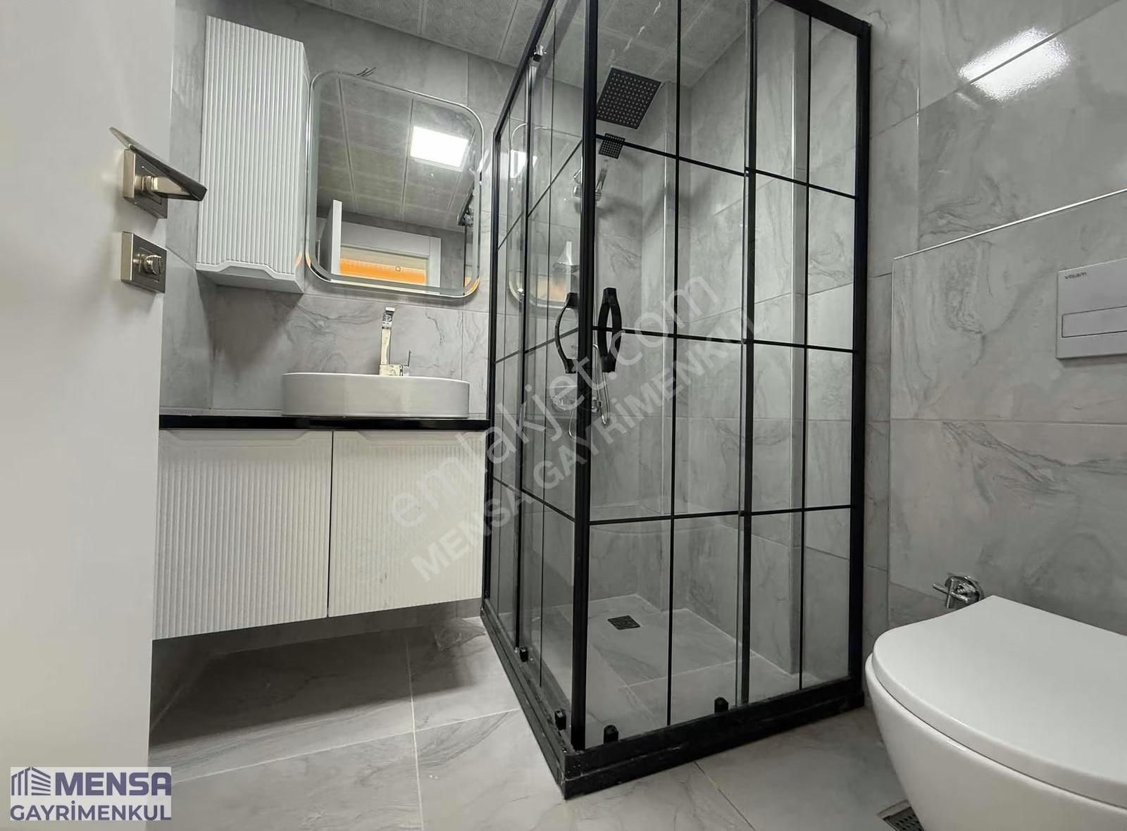 Mensa'dan Karakayada Emsalsiz Büyüklükte Ful Yapılı Satılık 2+1 - Görsel 17
