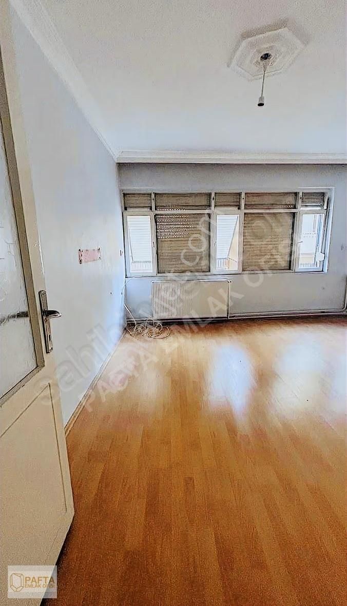 İncilipınarda Havuzlara Parka Yakın 125 M2 3+1 Fırsat Daıre - Görsel 11