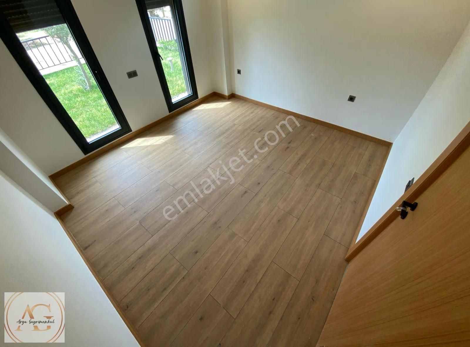 Arya'dan Tam Müstakil 4+1 Şık Tasarımlı Havuzlu Villa - Görsel 35