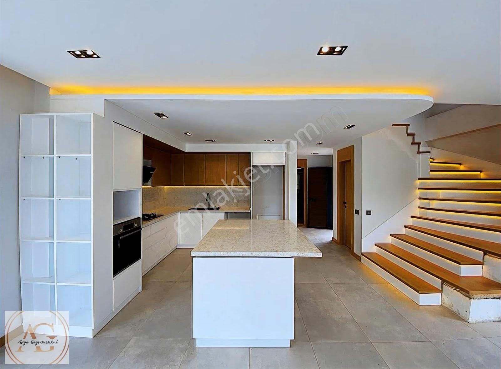 Arya'dan Tam Müstakil 4+1 Şık Tasarımlı Havuzlu Villa - Görsel 17