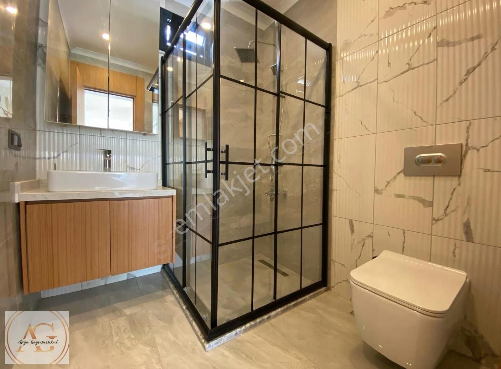 Arya'dan Tam Müstakil 4+1 Şık Tasarımlı Havuzlu Villa - Görsel 14