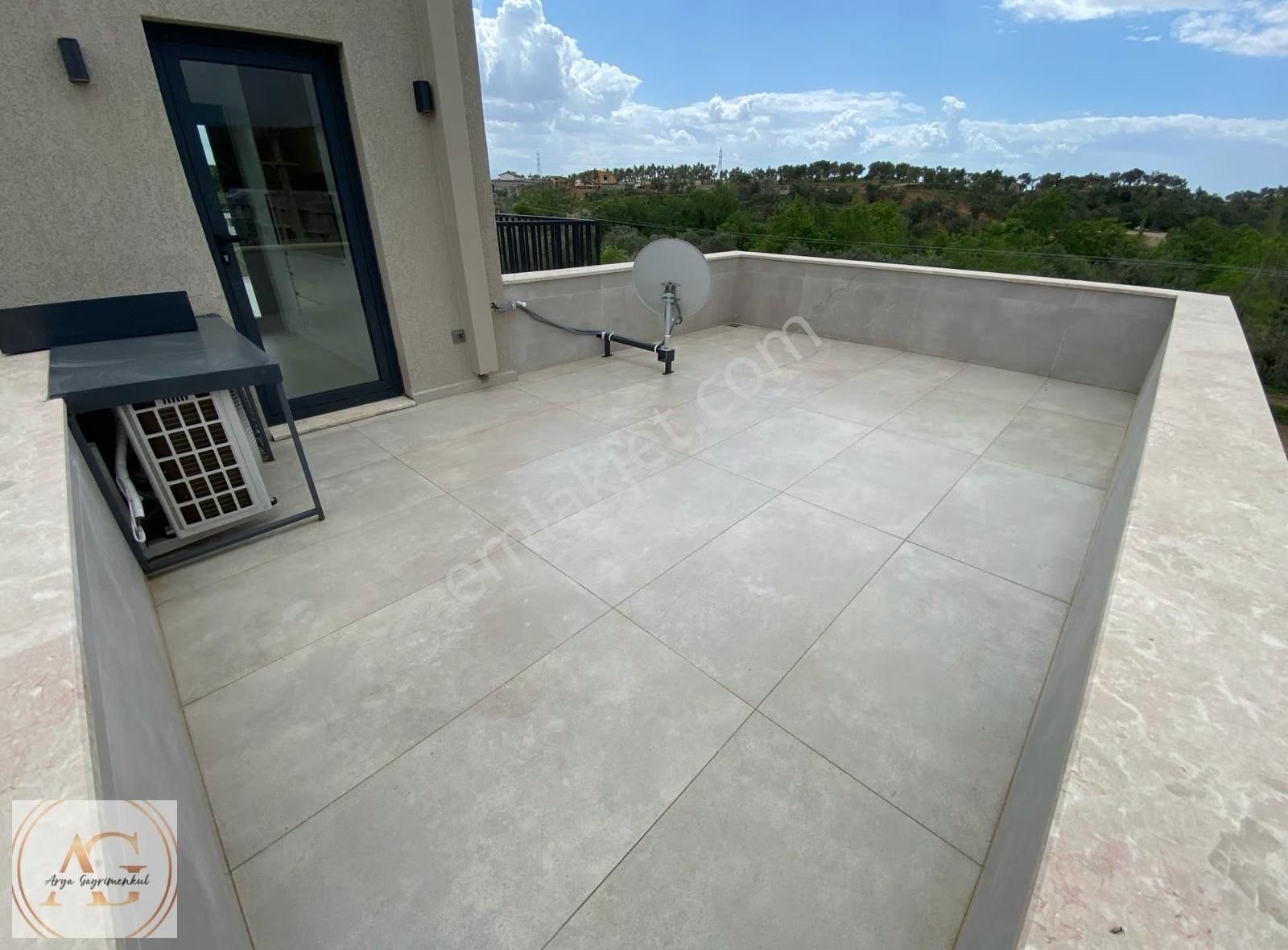 Arya'dan Tam Müstakil 4+1 Şık Tasarımlı Havuzlu Villa - Görsel 28