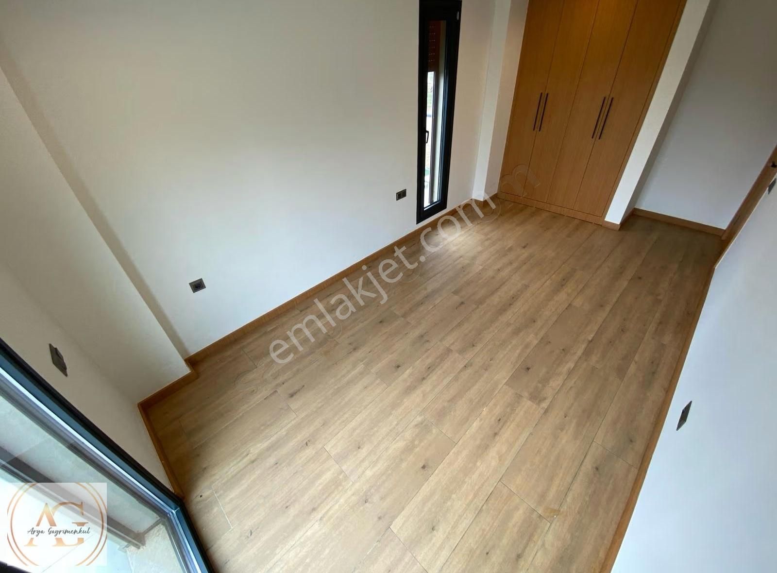 Arya'dan Tam Müstakil 4+1 Şık Tasarımlı Havuzlu Villa - Görsel 10