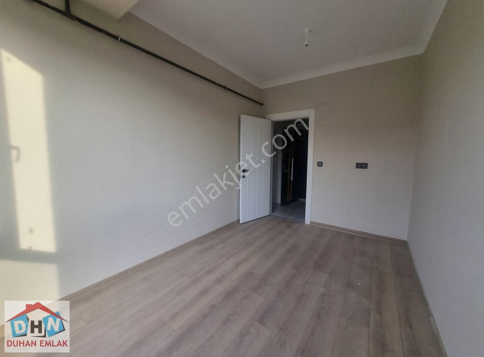 Duhan Emlaktan Kadıköy Berçem Konaklarında 3+1 Satılık Daire - Görsel 10