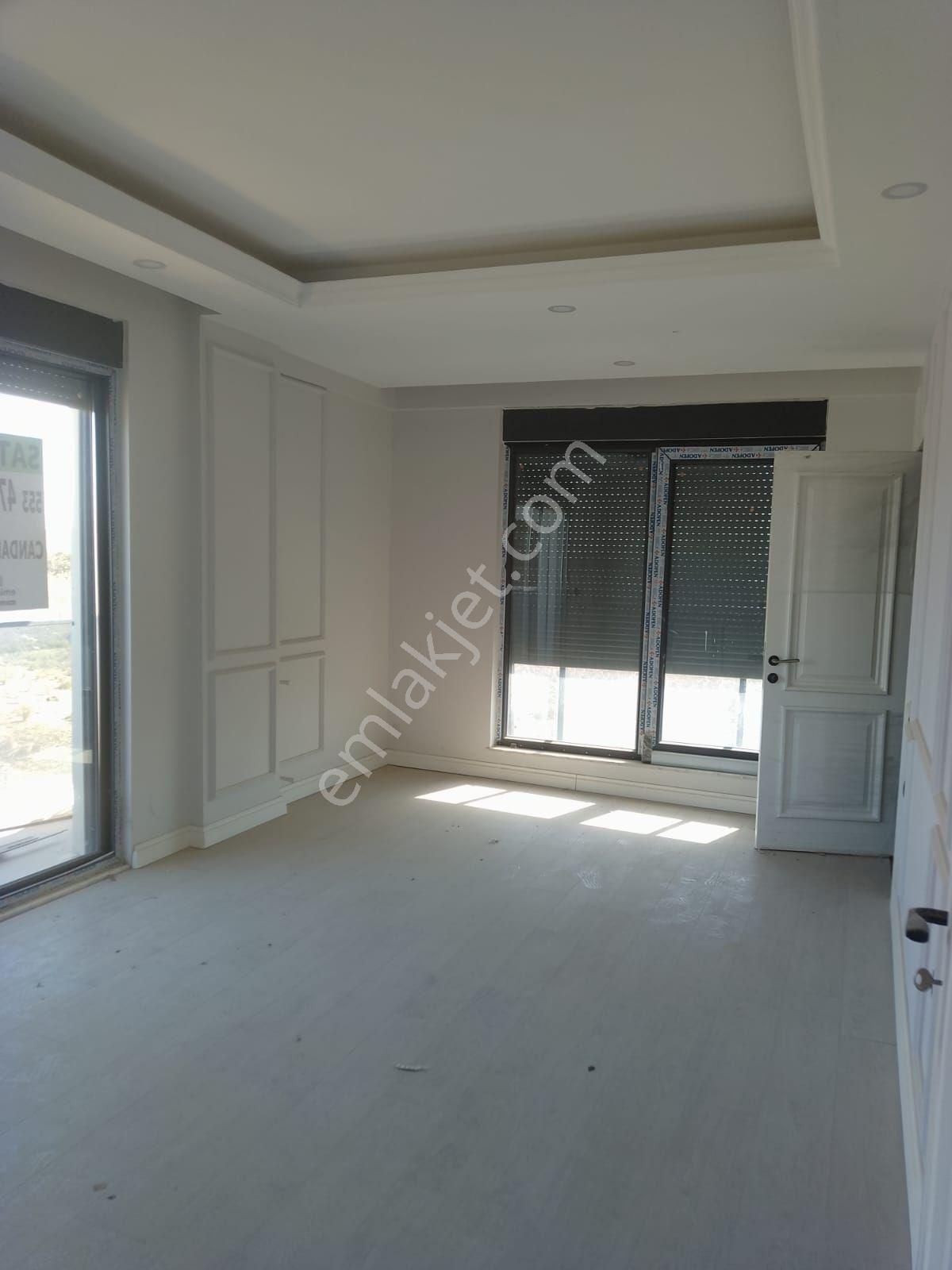 Aksu Çamköy’de Müstakil Havuzlu Tripleks Villa – Doğayla İç İçe Kiralık Konfor - Görsel 15