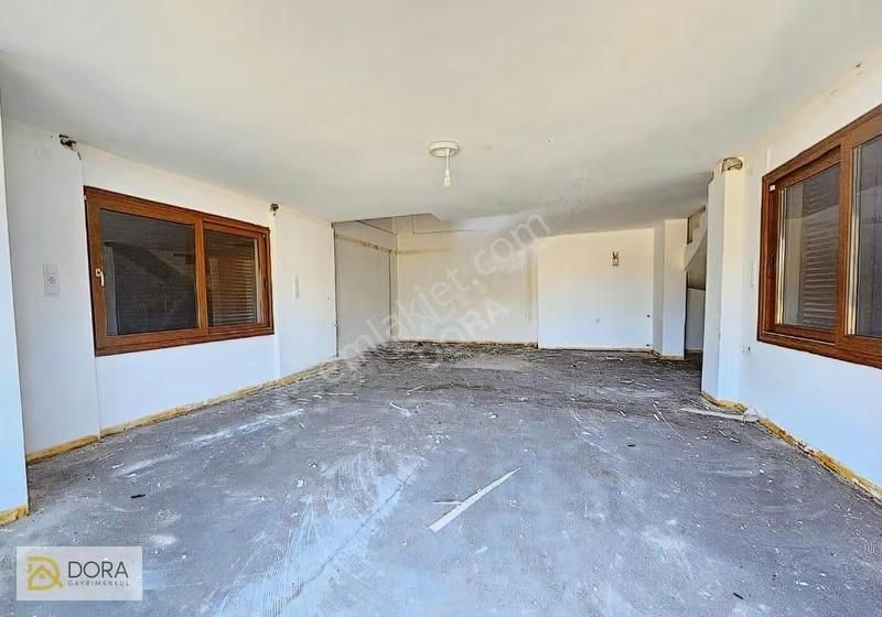 Urla Kekliktepede En Saygın Bölge'de 6+1 Natamam Satılık Villa - Görsel 14