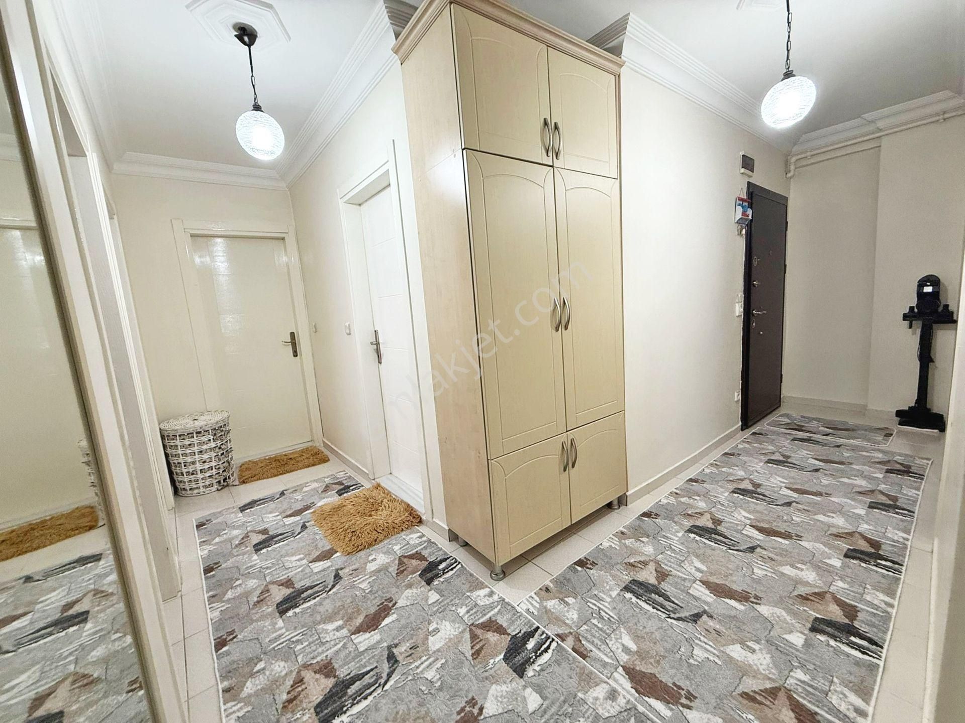 Alban'dan Metrobüse 9 Dk Körodasız Köşe Bina 130 M² 3+1 Daire - Görsel 16