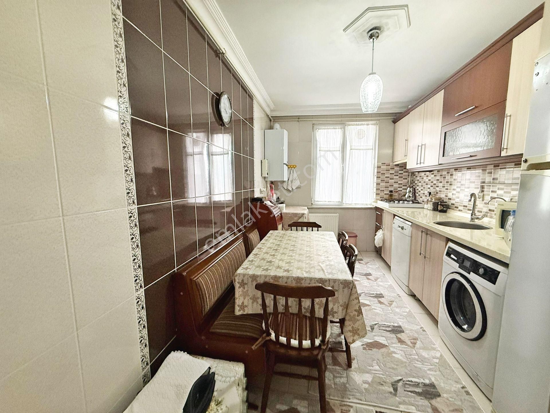 Alban'dan Metrobüse 9 Dk Körodasız Köşe Bina 130 M² 3+1 Daire - Görsel 7