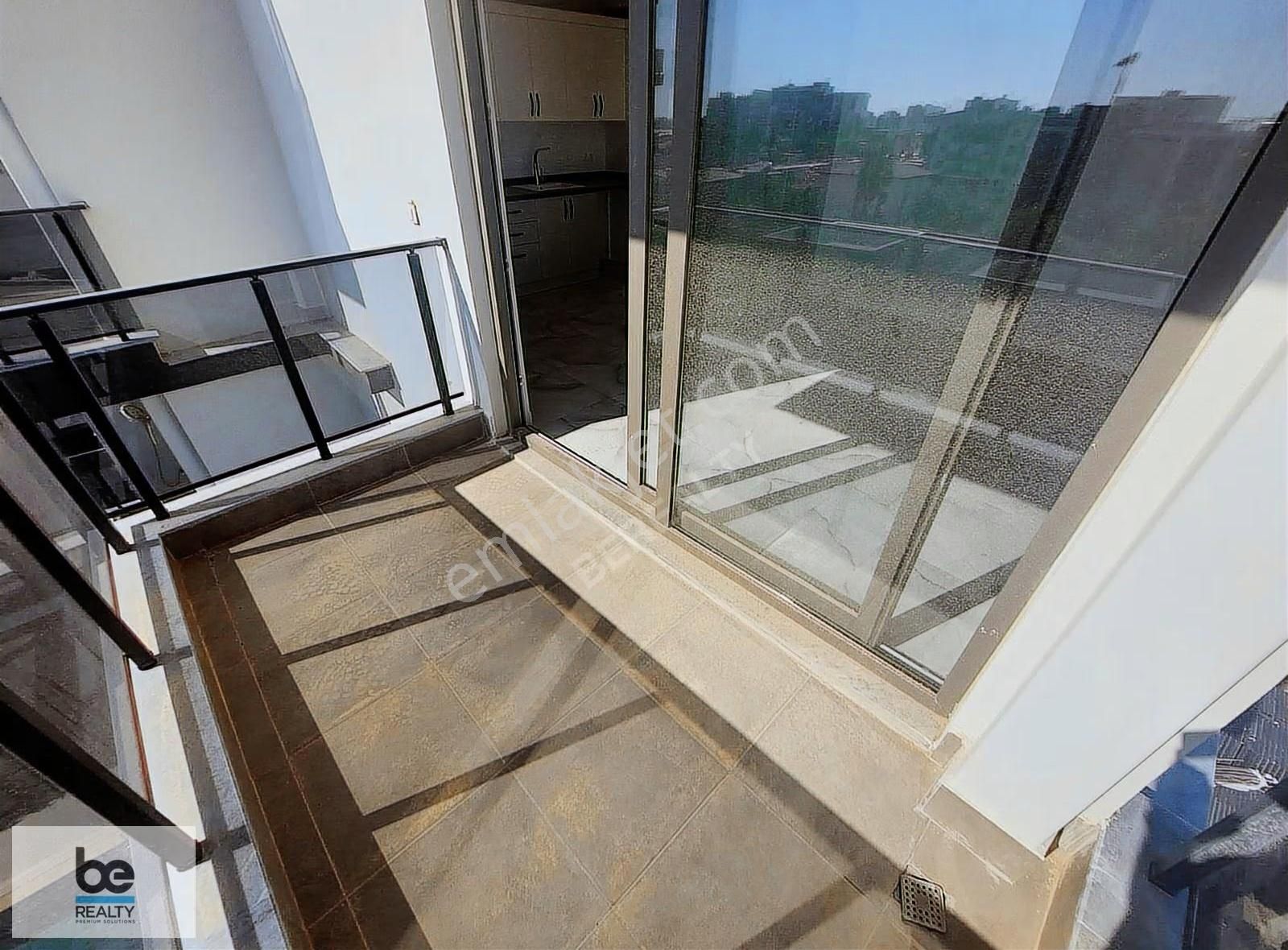 Altıntaş'ta İskanlı Cadde Üzeri Ck Elektrik Var 1+1 Geniş Daire - Görsel 5