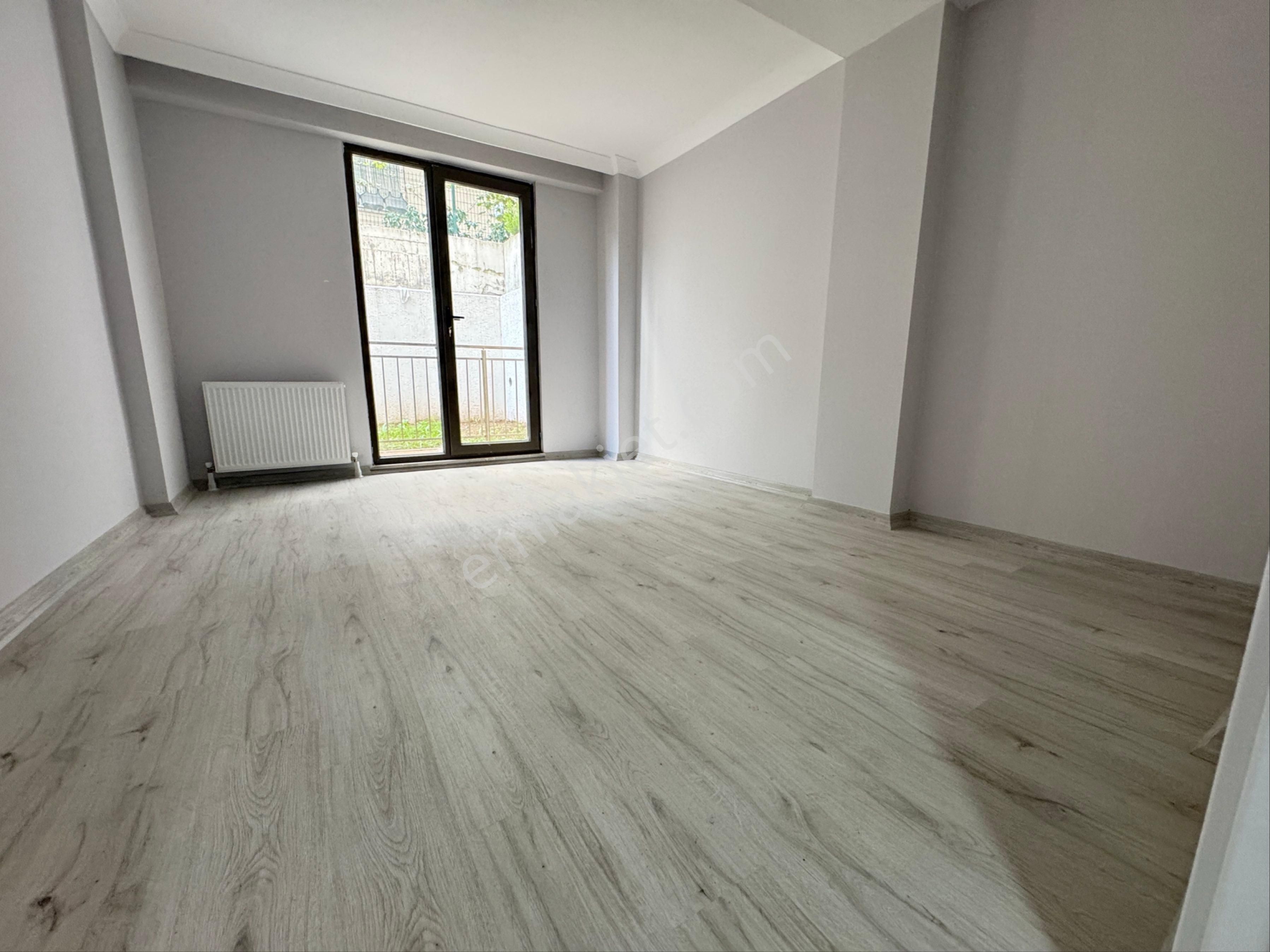 Özgürlük Mahallesinde 3+1 Toprakla Temassız - Görsel 15