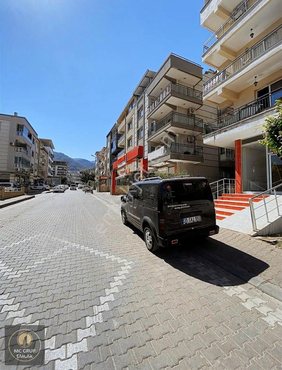 Mc Grup'tan Kemalpaşa Merkezi Konumda Kupon Dükkan - Görsel 8