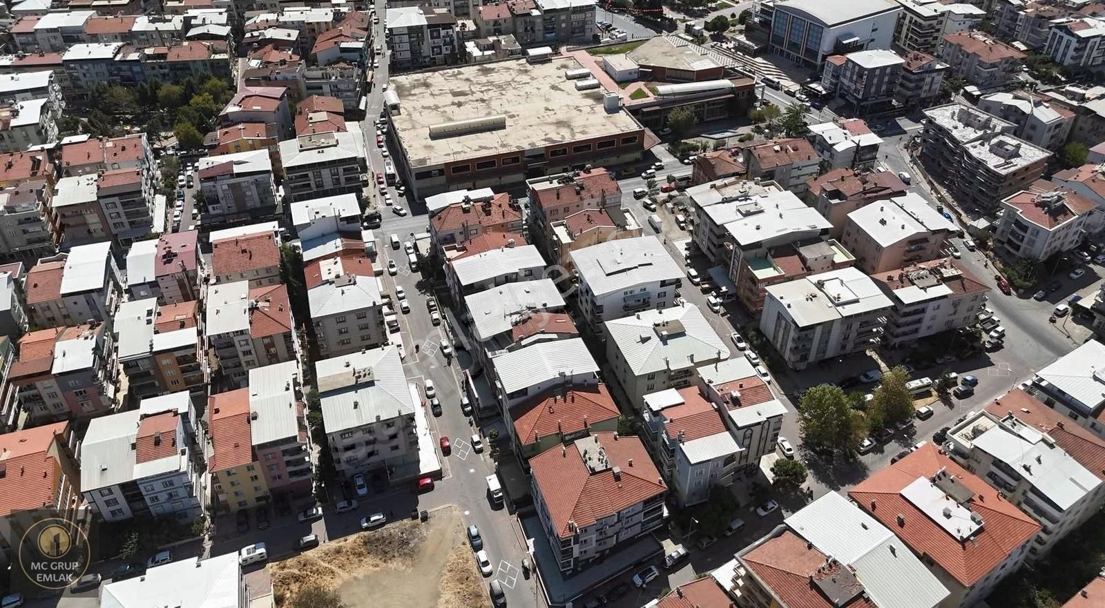 Mc Grup'tan Kemalpaşa Merkezi Konumda Kupon Dükkan - Görsel 28